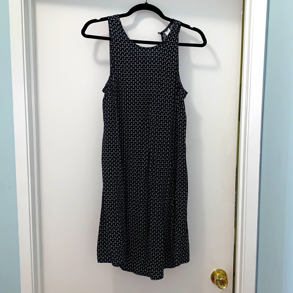 Sleeveless printed dress